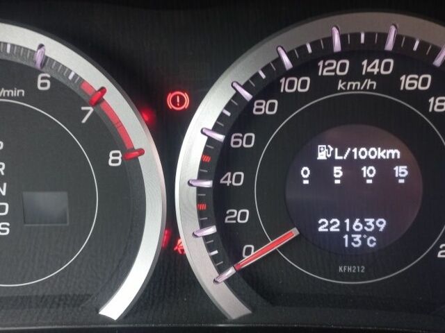 Красный Хонда Аккорд, объемом двигателя 2 л и пробегом 220 тыс. км за 7500 $, фото 11 на Automoto.ua