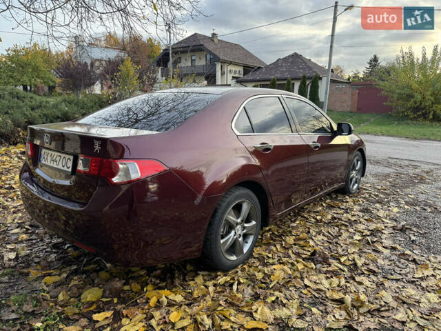 Красный Хонда Аккорд, объемом двигателя 2 л и пробегом 174 тыс. км за 9400 $, фото 5 на Automoto.ua