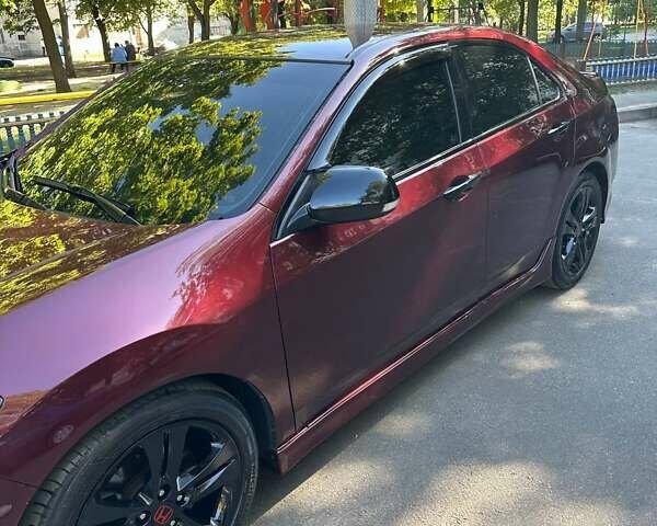 Красный Хонда Аккорд, объемом двигателя 2.4 л и пробегом 119 тыс. км за 10000 $, фото 5 на Automoto.ua