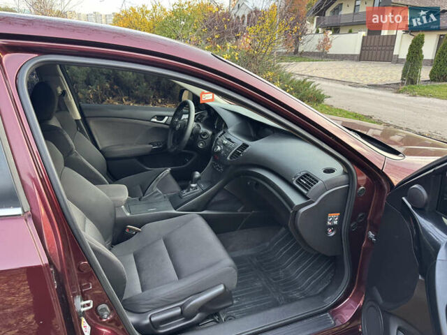 Красный Хонда Аккорд, объемом двигателя 2 л и пробегом 174 тыс. км за 9400 $, фото 10 на Automoto.ua