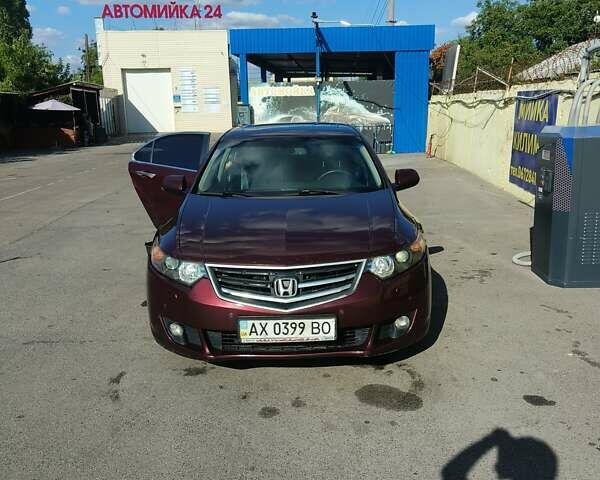 Красный Хонда Аккорд, объемом двигателя 2 л и пробегом 291 тыс. км за 7500 $, фото 1 на Automoto.ua