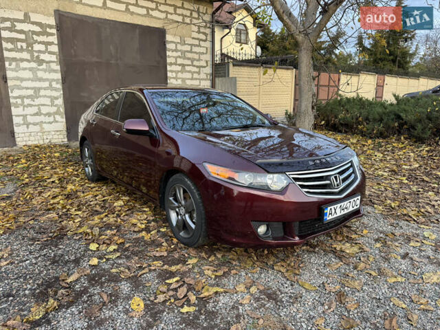 Красный Хонда Аккорд, объемом двигателя 2 л и пробегом 174 тыс. км за 9400 $, фото 2 на Automoto.ua