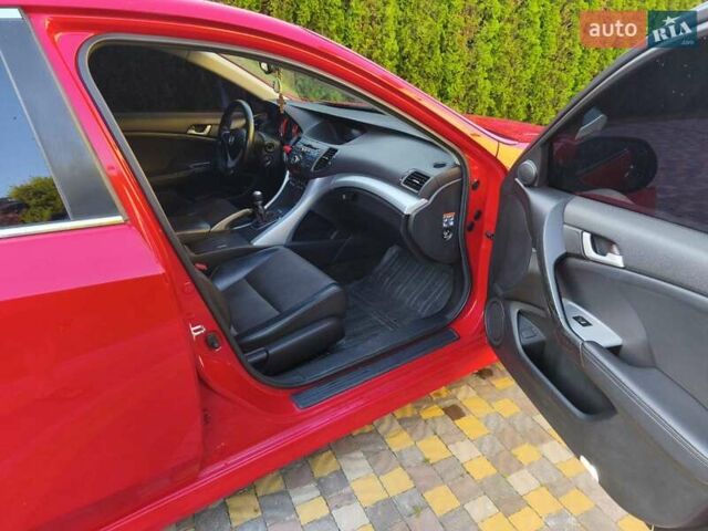 Червоний Хонда Аккорд, об'ємом двигуна 2.4 л та пробігом 295 тис. км за 10200 $, фото 3 на Automoto.ua