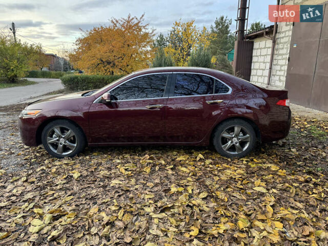 Красный Хонда Аккорд, объемом двигателя 2 л и пробегом 174 тыс. км за 9400 $, фото 1 на Automoto.ua