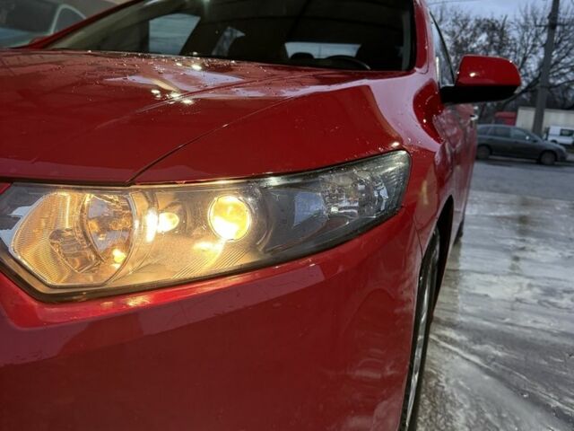 Красный Хонда Аккорд, объемом двигателя 2 л и пробегом 163 тыс. км за 10500 $, фото 7 на Automoto.ua