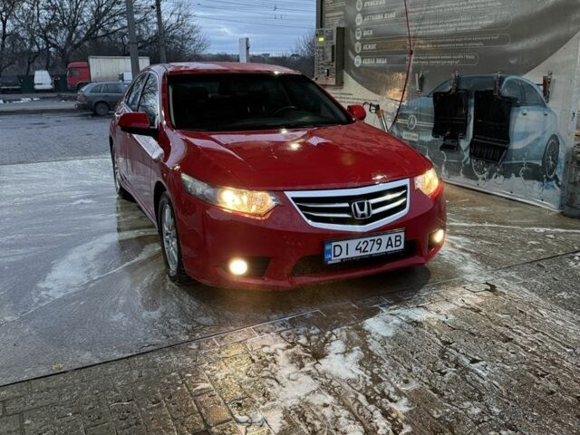 Красный Хонда Аккорд, объемом двигателя 2 л и пробегом 163 тыс. км за 10500 $, фото 5 на Automoto.ua