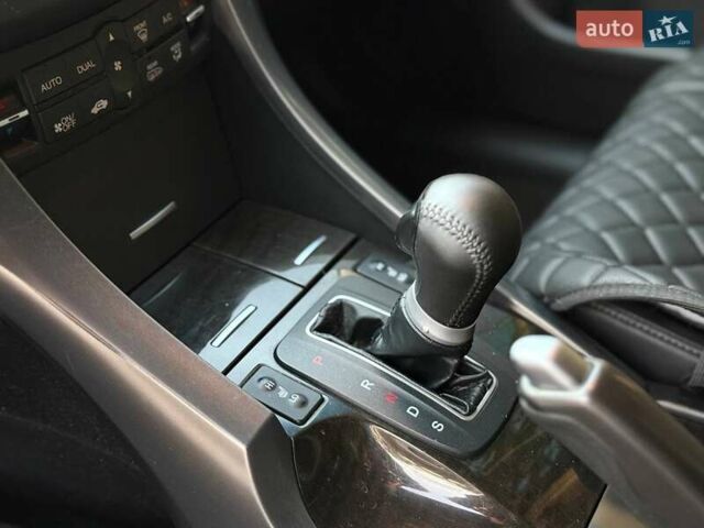 Червоний Хонда Аккорд, об'ємом двигуна 2 л та пробігом 140 тис. км за 11999 $, фото 26 на Automoto.ua