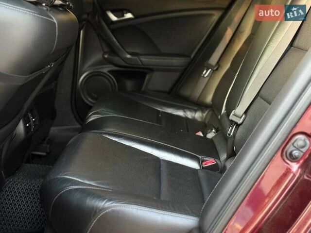 Червоний Хонда Аккорд, об'ємом двигуна 2 л та пробігом 140 тис. км за 11999 $, фото 15 на Automoto.ua