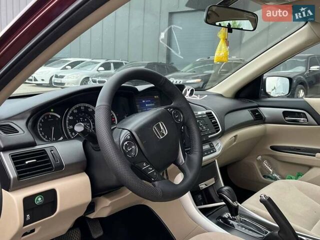 Красный Хонда Аккорд, объемом двигателя 2.4 л и пробегом 224 тыс. км за 9990 $, фото 29 на Automoto.ua