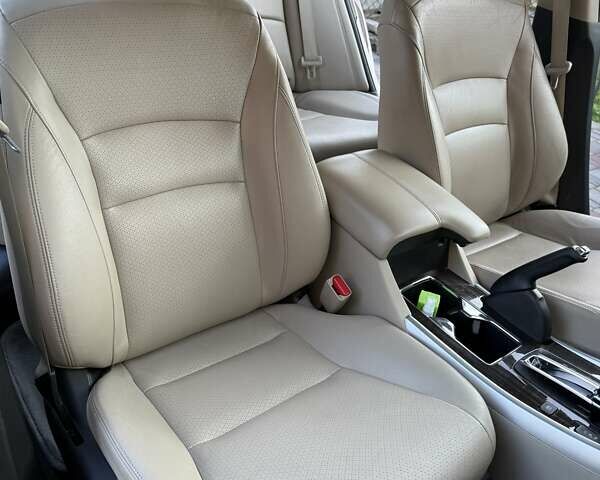 Красный Хонда Аккорд, объемом двигателя 3.5 л и пробегом 208 тыс. км за 16700 $, фото 21 на Automoto.ua