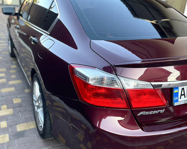 Красный Хонда Аккорд, объемом двигателя 2.4 л и пробегом 205 тыс. км за 12200 $, фото 19 на Automoto.ua