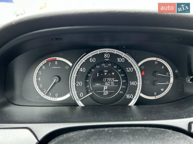 Красный Хонда Аккорд, объемом двигателя 2.36 л и пробегом 222 тыс. км за 9000 $, фото 14 на Automoto.ua