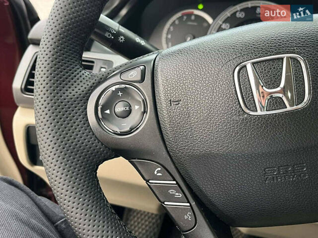 Красный Хонда Аккорд, объемом двигателя 2.4 л и пробегом 224 тыс. км за 9990 $, фото 17 на Automoto.ua