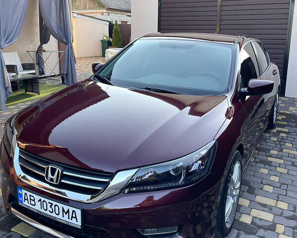 Красный Хонда Аккорд, объемом двигателя 2.4 л и пробегом 205 тыс. км за 12200 $, фото 2 на Automoto.ua