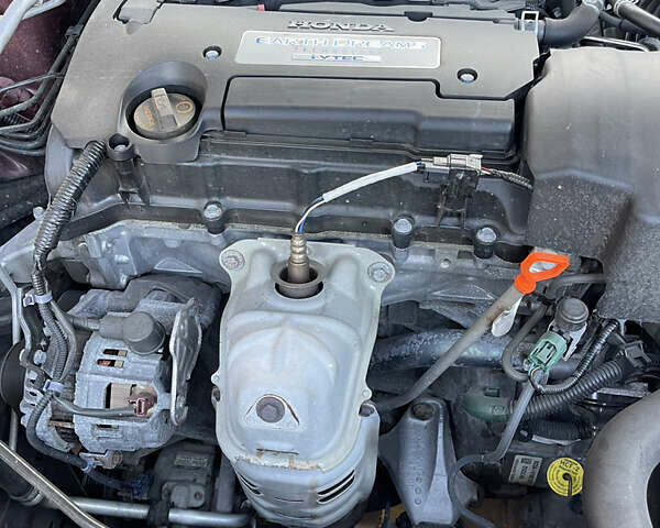 Красный Хонда Аккорд, объемом двигателя 2.4 л и пробегом 205 тыс. км за 12200 $, фото 30 на Automoto.ua