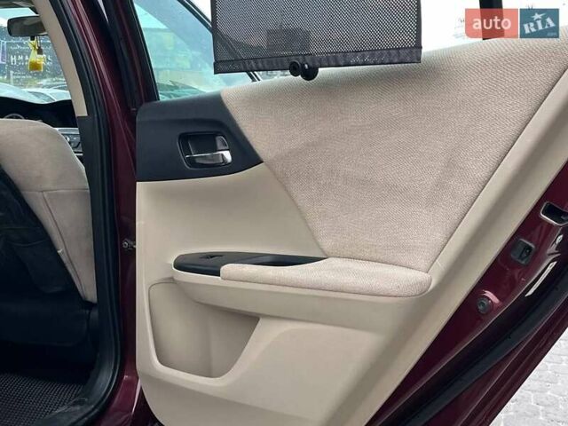 Красный Хонда Аккорд, объемом двигателя 2.4 л и пробегом 224 тыс. км за 9990 $, фото 8 на Automoto.ua