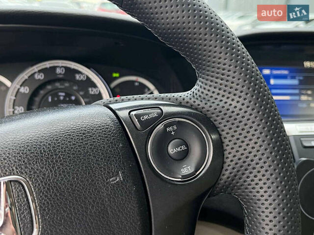 Красный Хонда Аккорд, объемом двигателя 2.4 л и пробегом 224 тыс. км за 9990 $, фото 18 на Automoto.ua