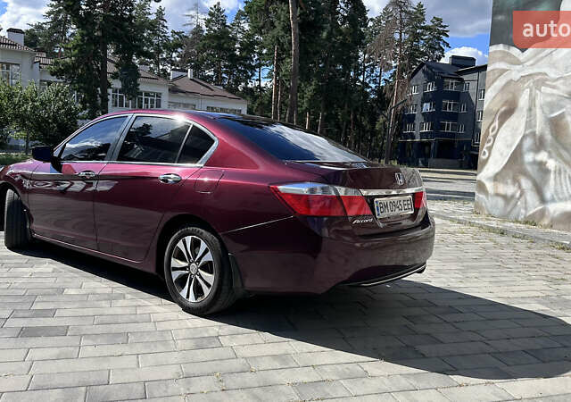 Красный Хонда Аккорд, объемом двигателя 2.36 л и пробегом 148 тыс. км за 11200 $, фото 2 на Automoto.ua
