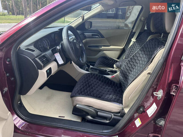 Красный Хонда Аккорд, объемом двигателя 2.36 л и пробегом 148 тыс. км за 11200 $, фото 6 на Automoto.ua