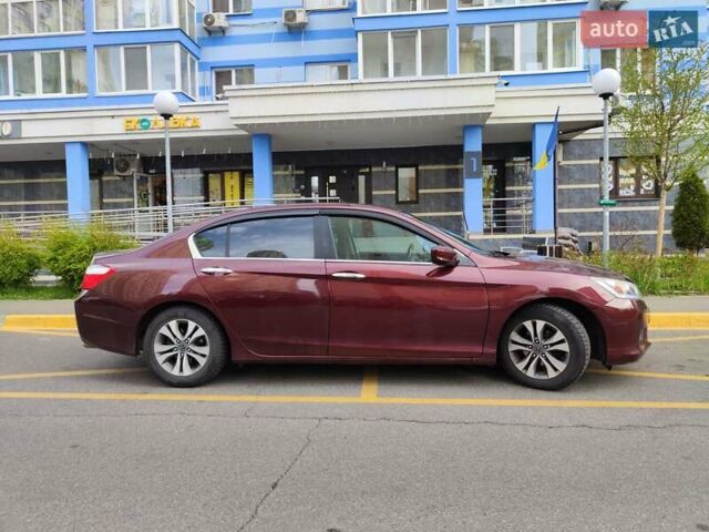 Червоний Хонда Аккорд, об'ємом двигуна 2.4 л та пробігом 128 тис. км за 11999 $, фото 2 на Automoto.ua