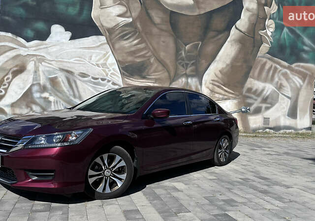 Красный Хонда Аккорд, объемом двигателя 2.36 л и пробегом 148 тыс. км за 11200 $, фото 1 на Automoto.ua