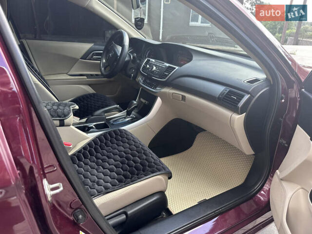 Красный Хонда Аккорд, объемом двигателя 2.36 л и пробегом 148 тыс. км за 11200 $, фото 10 на Automoto.ua