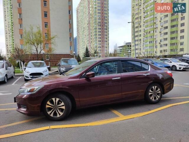 Червоний Хонда Аккорд, об'ємом двигуна 2.4 л та пробігом 128 тис. км за 11999 $, фото 16 на Automoto.ua