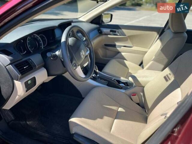 Красный Хонда Аккорд, объемом двигателя 2.35 л и пробегом 138 тыс. км за 16200 $, фото 10 на Automoto.ua