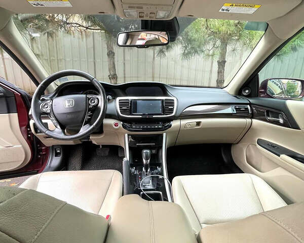 Червоний Хонда Аккорд, об'ємом двигуна 2 л та пробігом 240 тис. км за 14000 $, фото 9 на Automoto.ua