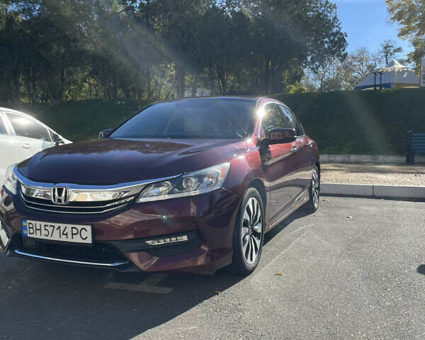 Красный Хонда Аккорд, объемом двигателя 2 л и пробегом 240 тыс. км за 15000 $, фото 1 на Automoto.ua