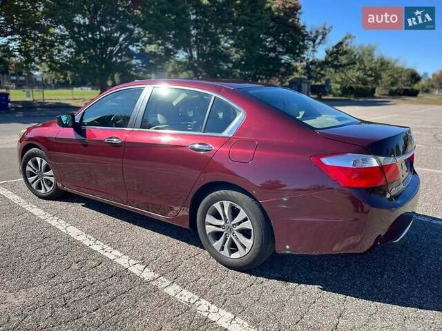 Красный Хонда Аккорд, объемом двигателя 2.35 л и пробегом 138 тыс. км за 16200 $, фото 2 на Automoto.ua