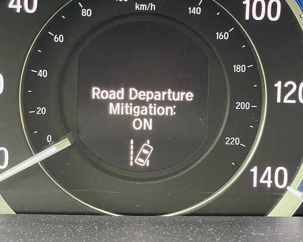 Червоний Хонда Аккорд, об'ємом двигуна 2 л та пробігом 240 тис. км за 14000 $, фото 19 на Automoto.ua