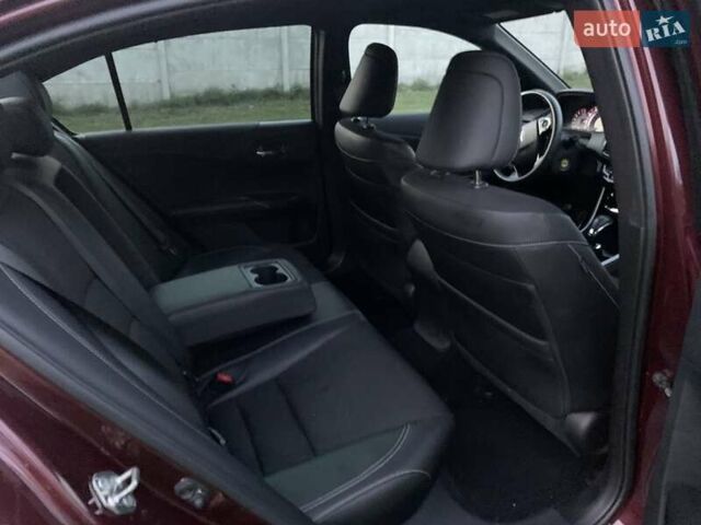 Красный Хонда Аккорд, объемом двигателя 2.4 л и пробегом 90 тыс. км за 15900 $, фото 1 на Automoto.ua
