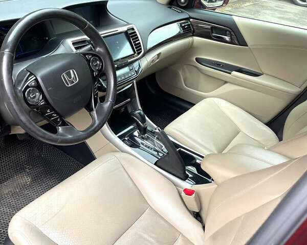 Червоний Хонда Аккорд, об'ємом двигуна 2 л та пробігом 240 тис. км за 14000 $, фото 12 на Automoto.ua