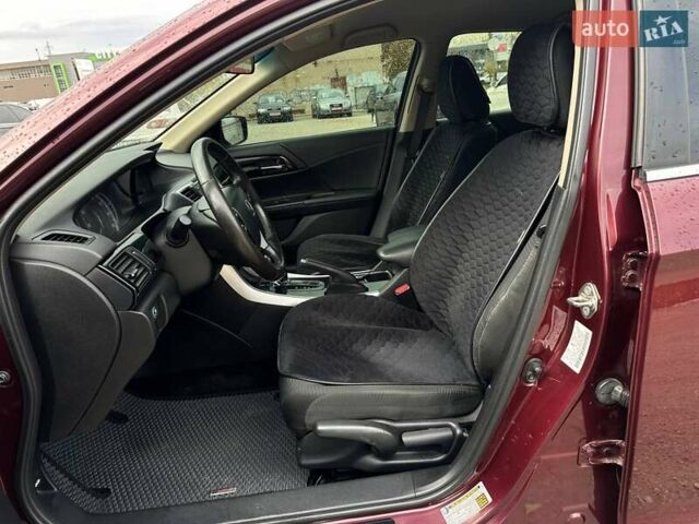 Красный Хонда Аккорд, объемом двигателя 2.36 л и пробегом 184 тыс. км за 13350 $, фото 12 на Automoto.ua