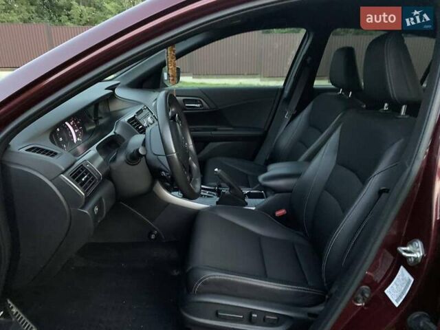 Красный Хонда Аккорд, объемом двигателя 2.4 л и пробегом 90 тыс. км за 15900 $, фото 2 на Automoto.ua