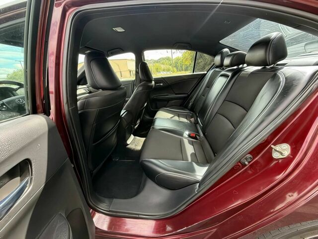 Красный Хонда Аккорд, объемом двигателя 2.4 л и пробегом 64 тыс. км за 9100 $, фото 9 на Automoto.ua