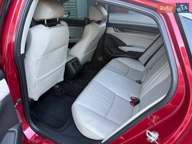 Красный Хонда Аккорд, объемом двигателя 1.5 л и пробегом 96 тыс. км за 19400 $, фото 25 на Automoto.ua