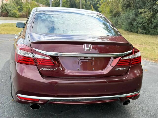 Красный Хонда Аккорд, объемом двигателя 2.4 л и пробегом 64 тыс. км за 9100 $, фото 4 на Automoto.ua