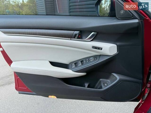 Красный Хонда Аккорд, объемом двигателя 1.5 л и пробегом 96 тыс. км за 19400 $, фото 26 на Automoto.ua