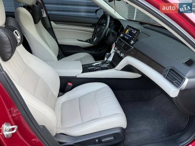 Красный Хонда Аккорд, объемом двигателя 1.5 л и пробегом 96 тыс. км за 19400 $, фото 22 на Automoto.ua