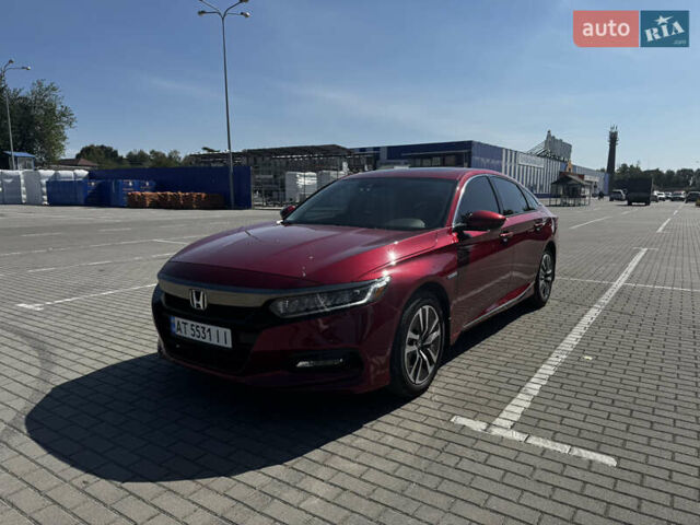 Красный Хонда Аккорд, объемом двигателя 2 л и пробегом 28 тыс. км за 24800 $, фото 1 на Automoto.ua