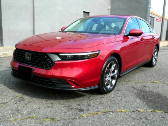 Красный Хонда Аккорд, объемом двигателя 1.5 л и пробегом 13 тыс. км за 8600 $, фото 1 на Automoto.ua