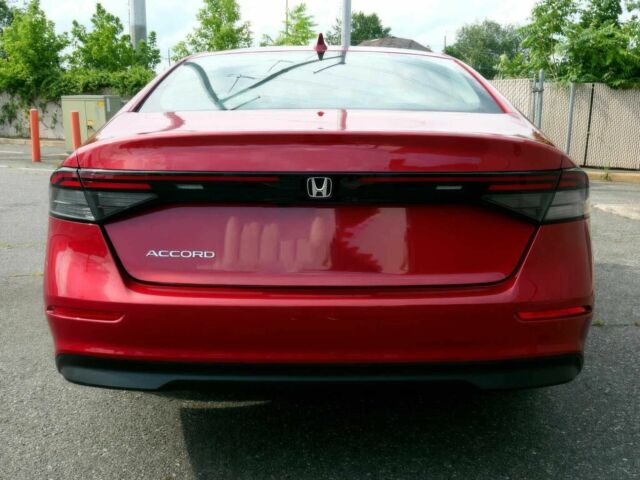 Красный Хонда Аккорд, объемом двигателя 1.5 л и пробегом 13 тыс. км за 8600 $, фото 4 на Automoto.ua