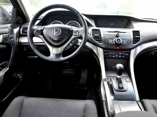 Хонда Аккорд, об'ємом двигуна 2 л та пробігом 240 тис. км за 8800 $, фото 24 на Automoto.ua