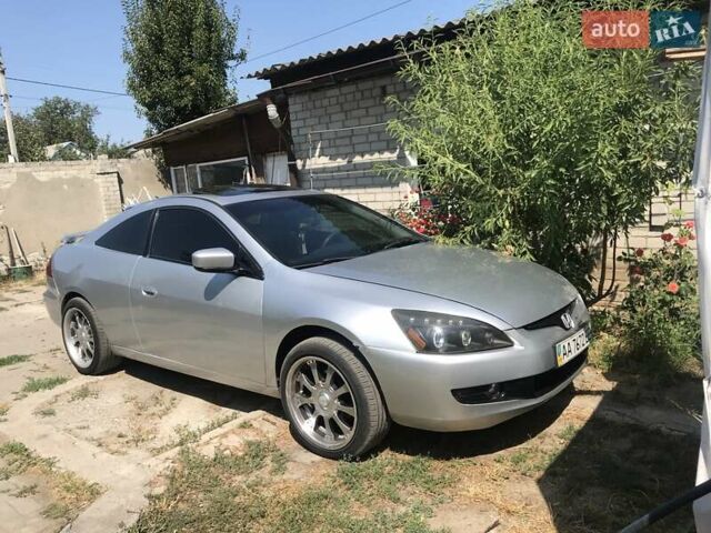 Хонда Аккорд, объемом двигателя 2.4 л и пробегом 168 тыс. км за 5500 $, фото 3 на Automoto.ua