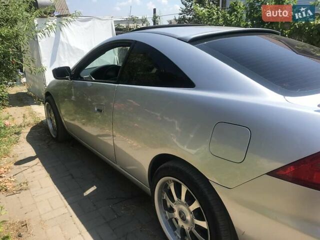 Хонда Аккорд, объемом двигателя 2.4 л и пробегом 168 тыс. км за 5500 $, фото 4 на Automoto.ua