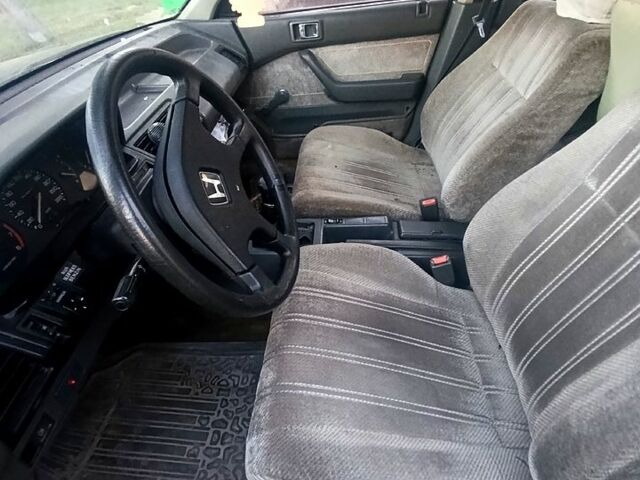 Хонда Аккорд, объемом двигателя 2 л и пробегом 200 тыс. км за 700 $, фото 3 на Automoto.ua