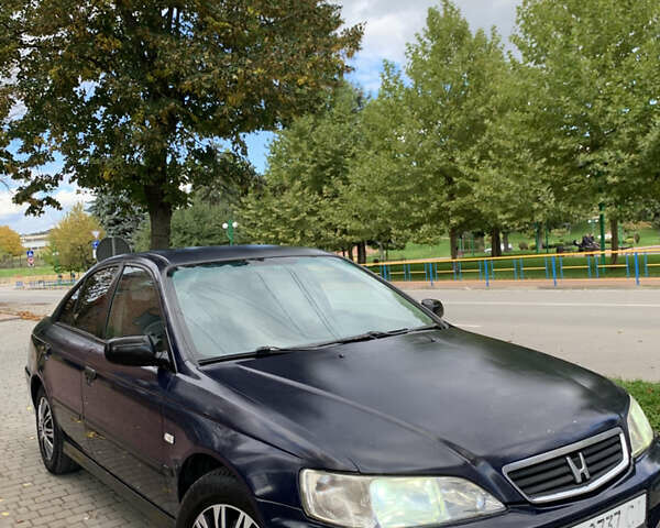 Хонда Аккорд, объемом двигателя 2 л и пробегом 266 тыс. км за 2750 $, фото 12 на Automoto.ua