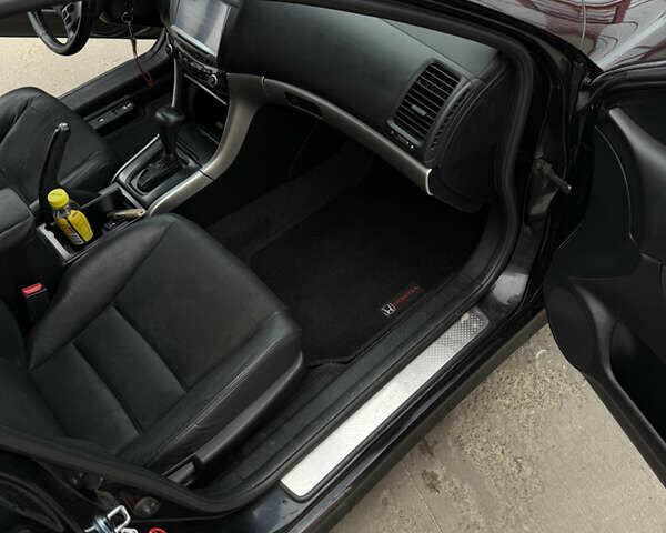 Хонда Аккорд, объемом двигателя 2.4 л и пробегом 378 тыс. км за 5100 $, фото 28 на Automoto.ua